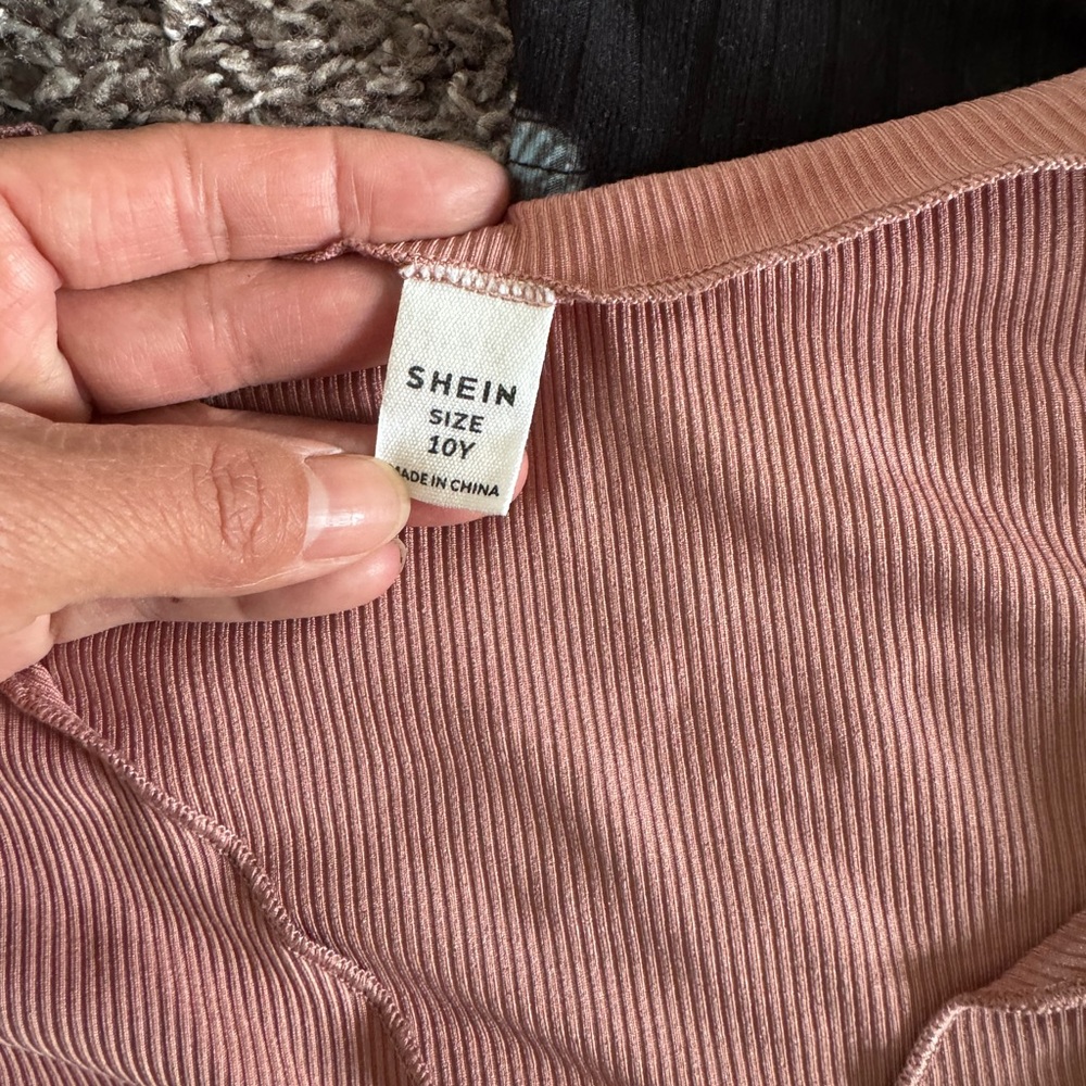 SHEIN Ribbed Pink Top - Picture 2 of 7